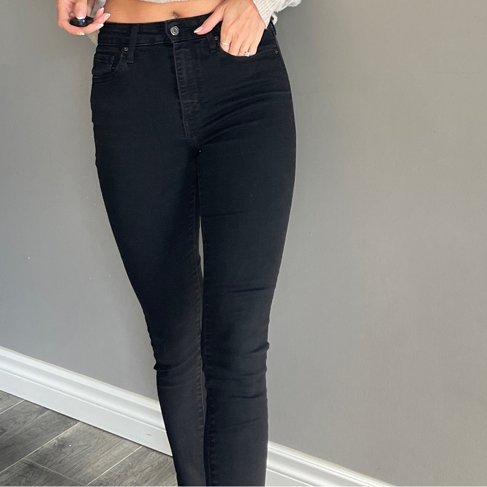 Levi's Black 721 High Rise Skinny Jeans Size 28